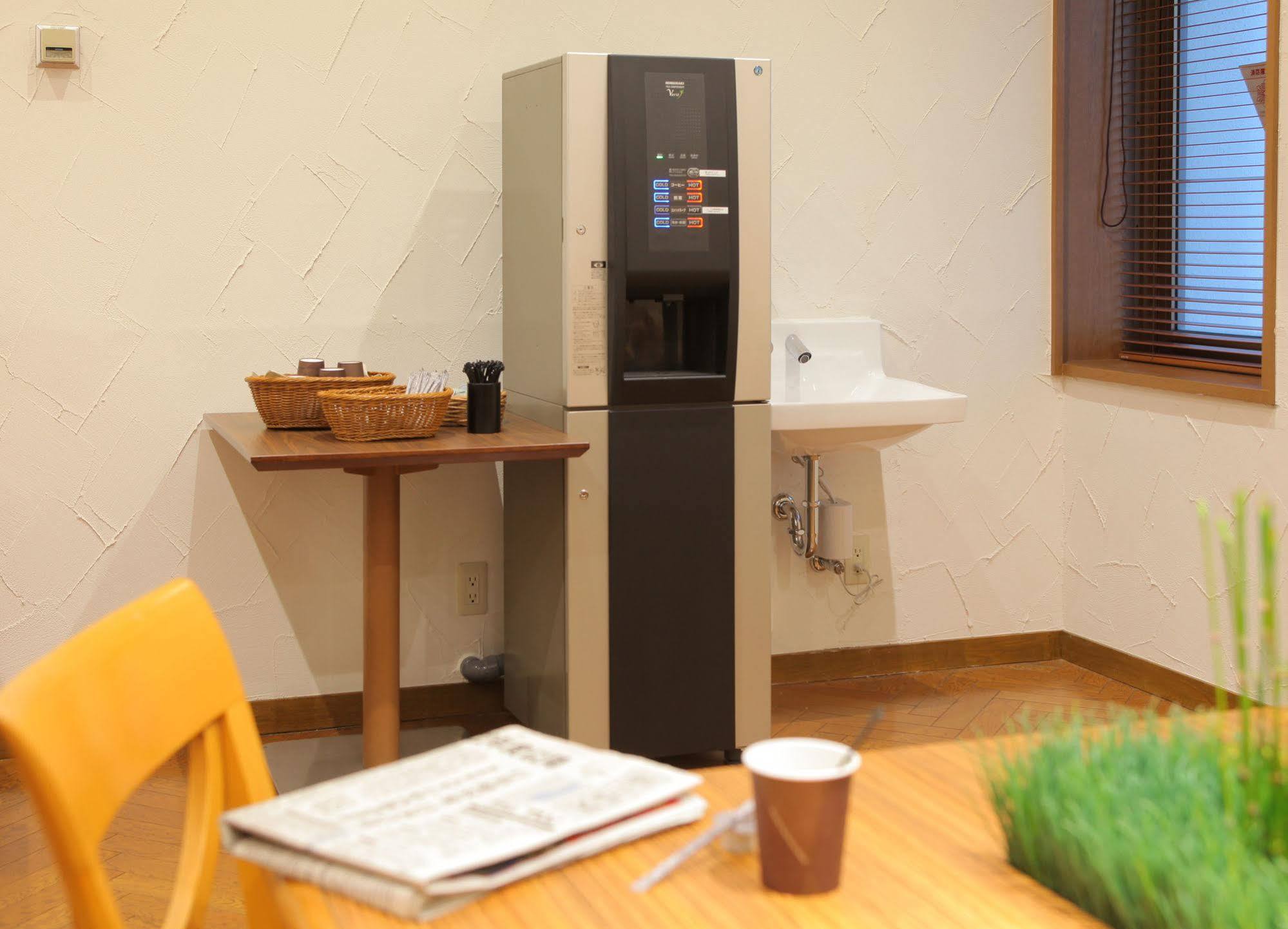 Odakyu Station Hotel Hon-Ацуґі Екстер'єр фото