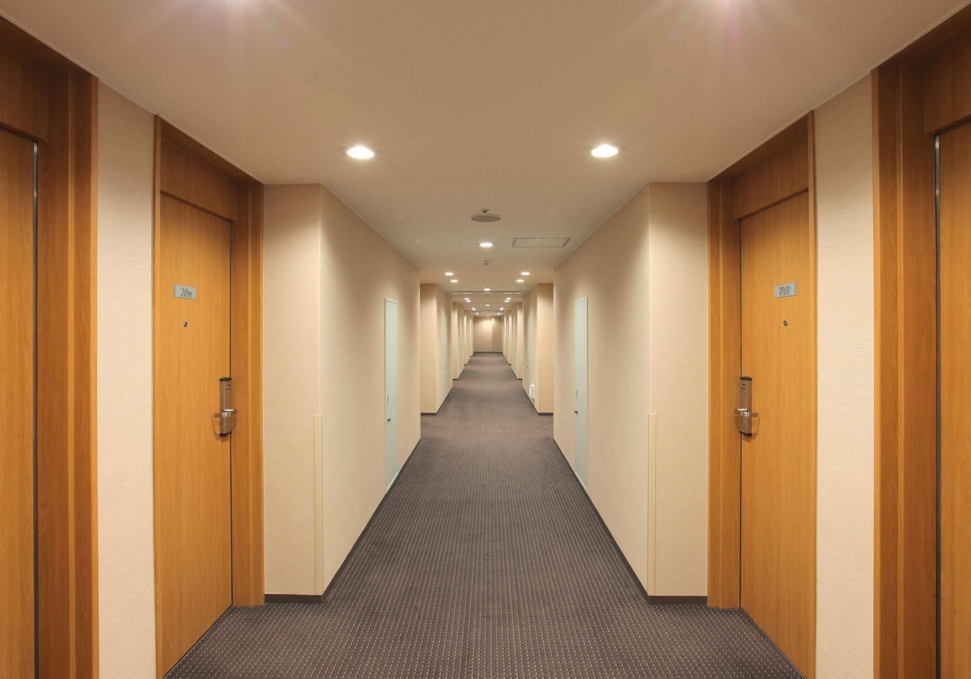 Odakyu Station Hotel Hon-Ацуґі Екстер'єр фото